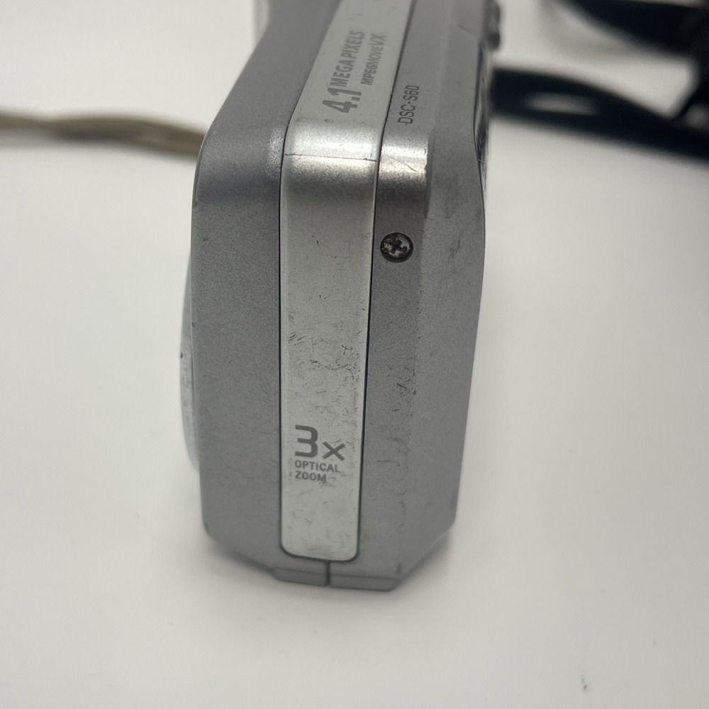 Sony Cyber-shot Carl‎ Zeiss DSC-S60 256MB Digital Camera Silver TESTED WORKING - Picture 6 of 16